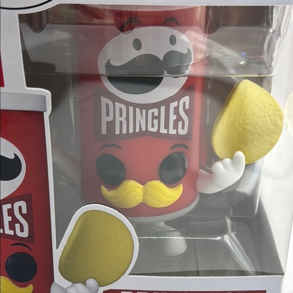Funko Pop! Pringles Vinyl Figure - Red - Picture 7 of 7
